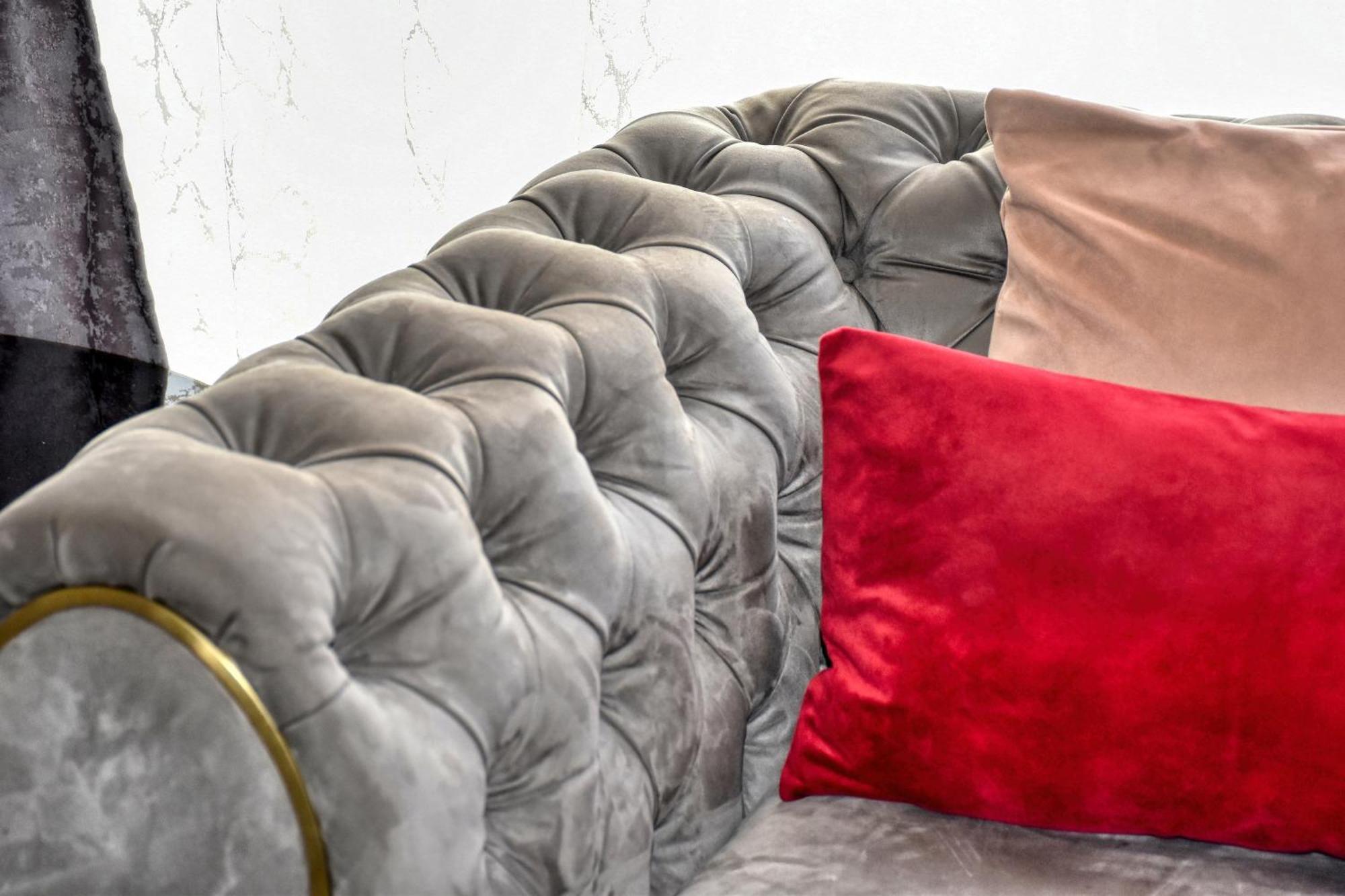 Chic & Comfy In Center Apartment *